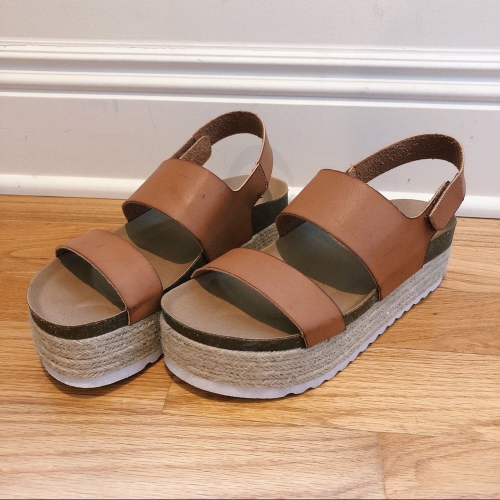 Trendy summer sandals